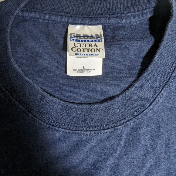 Gildan L Blue Graphic T-shirt - Picture 3 of 5